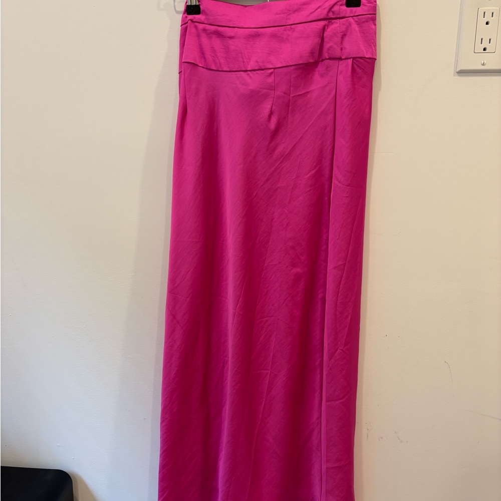 Free People- Elegant Pink Women's Skirt